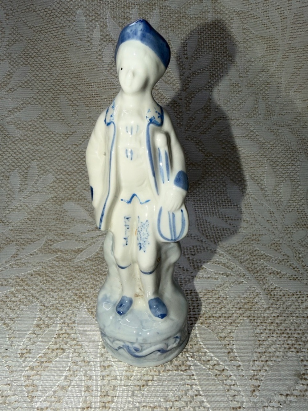 Vintage Porcelain Figurine Blue White Colonial Man with Lute Musician 7”